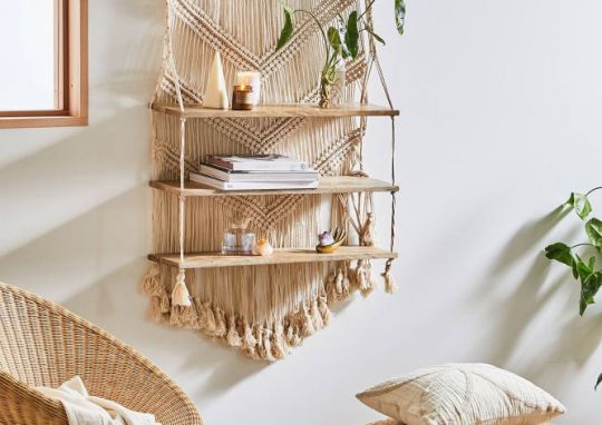 Tổng hợp mẫu kệ gỗ treo tường phòng ngủ đẹp