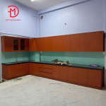 Tủ bếp vân gỗ công nghiệp 